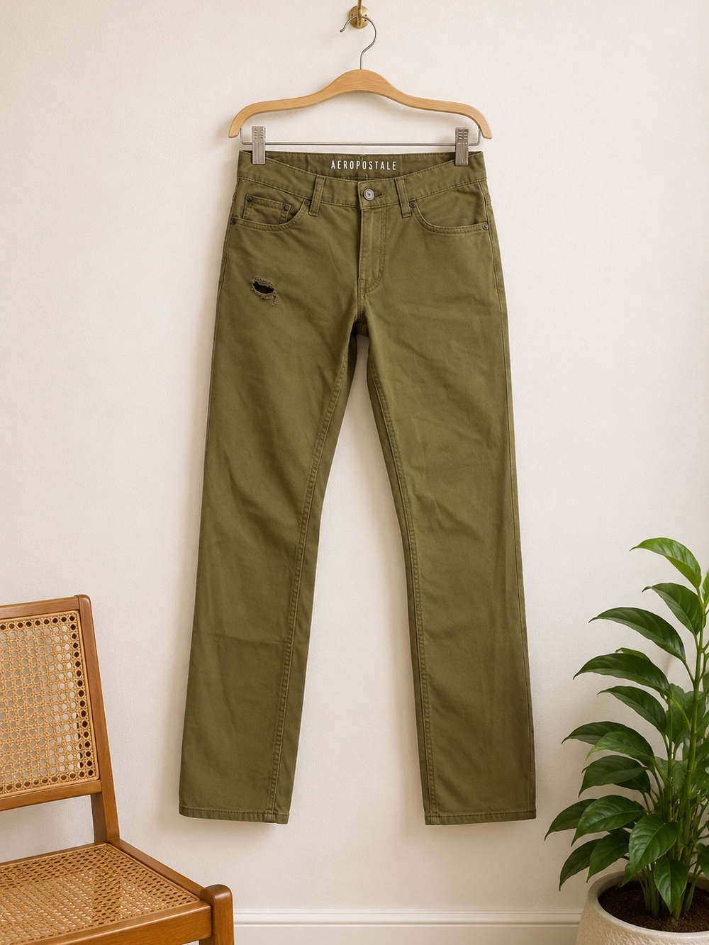 Aeropostale Men’s Yellow Cotton Pants Sz 32/32 Distressed‎ Slim Straight